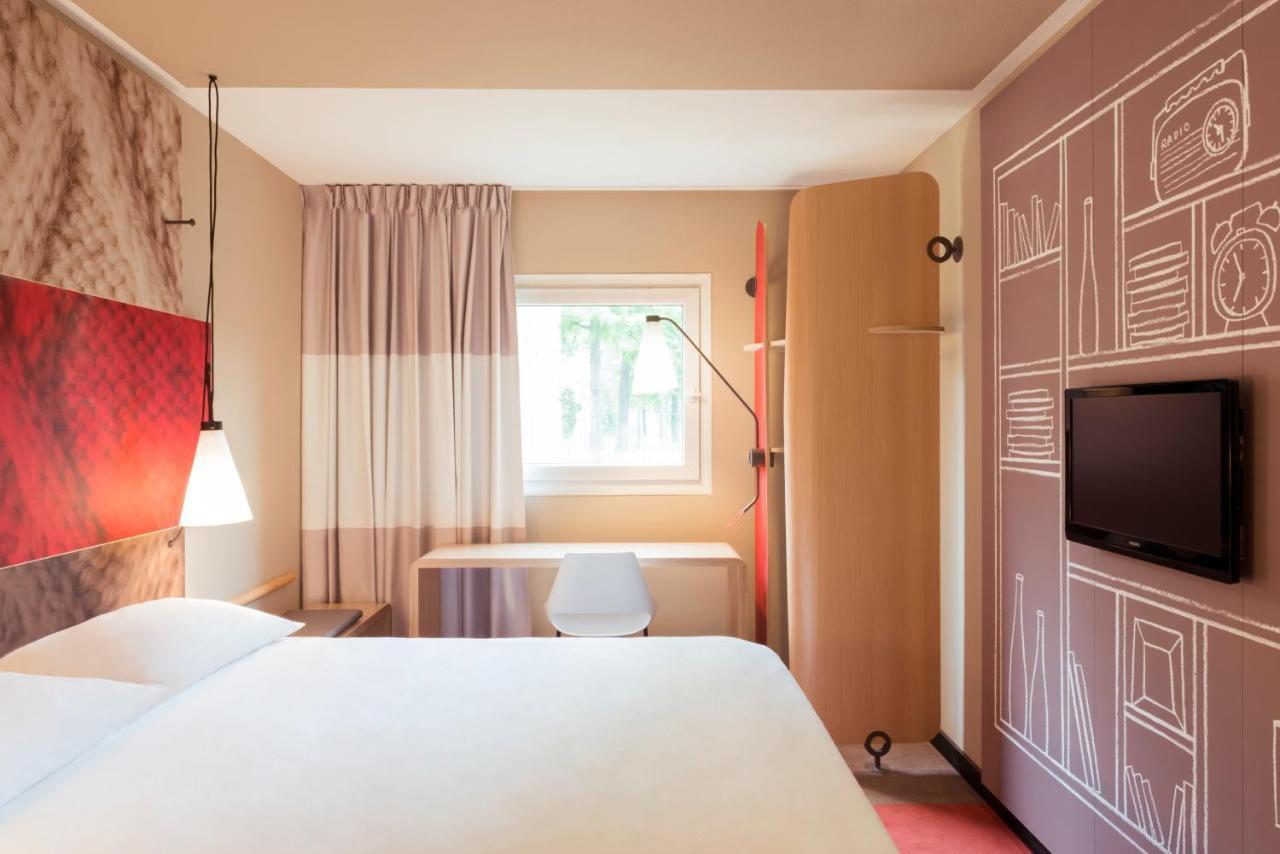 Ibis Bordeaux Centre - Gare Saint-Jean Hotel Екстериор снимка