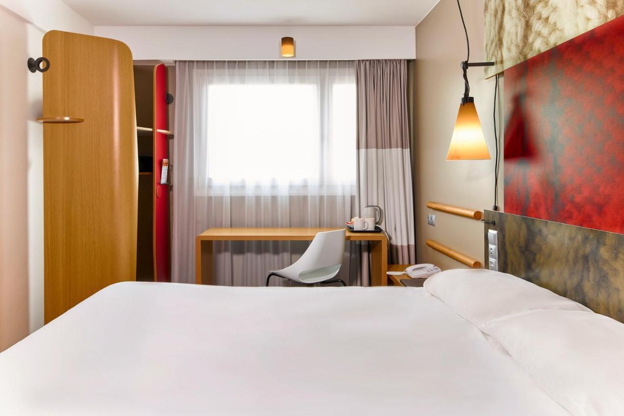 Ibis Bordeaux Centre - Gare Saint-Jean Hotel Екстериор снимка