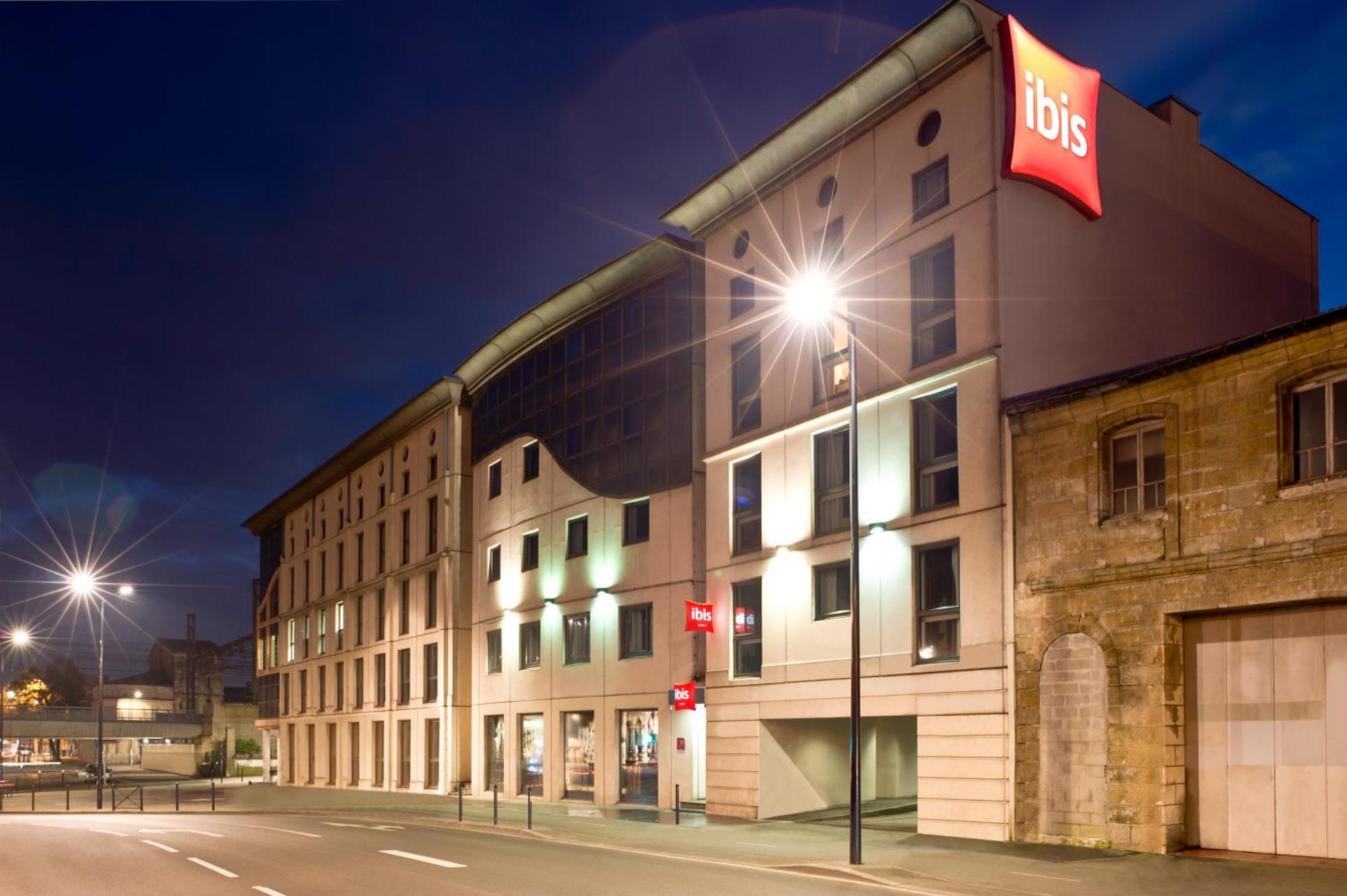 Ibis Bordeaux Centre - Gare Saint-Jean Hotel Екстериор снимка