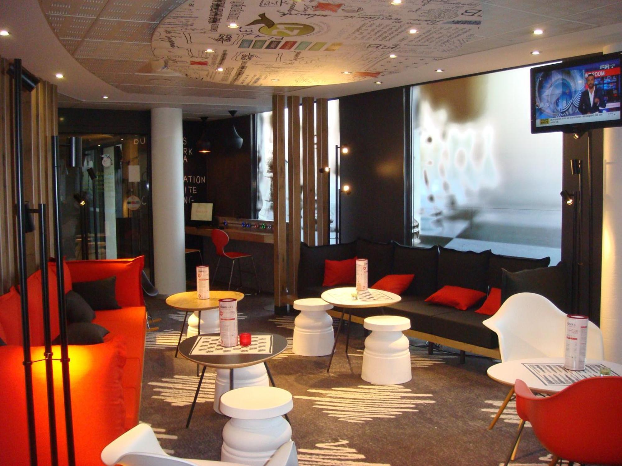 Ibis Bordeaux Centre - Gare Saint-Jean Hotel Екстериор снимка