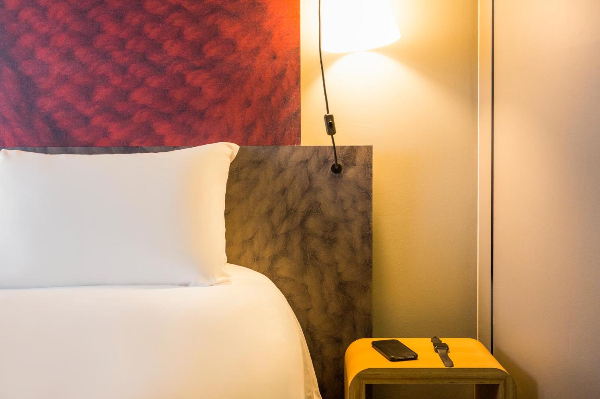 Ibis Bordeaux Centre - Gare Saint-Jean Hotel Екстериор снимка
